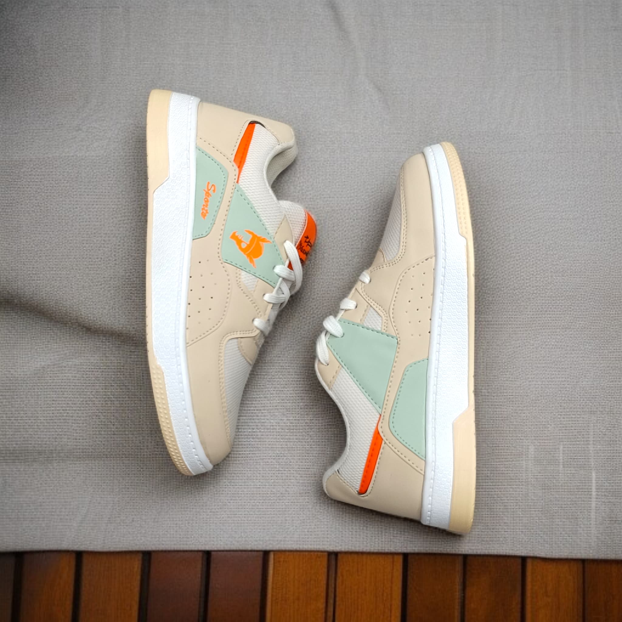 W3